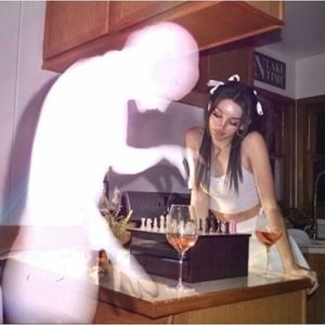 Meet your Posher, Giannie